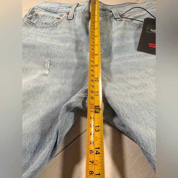 NWT Levi’s Premium 502 Women High Rise ‘90s Style Shorts Size 28 - Picture 15 of 16
